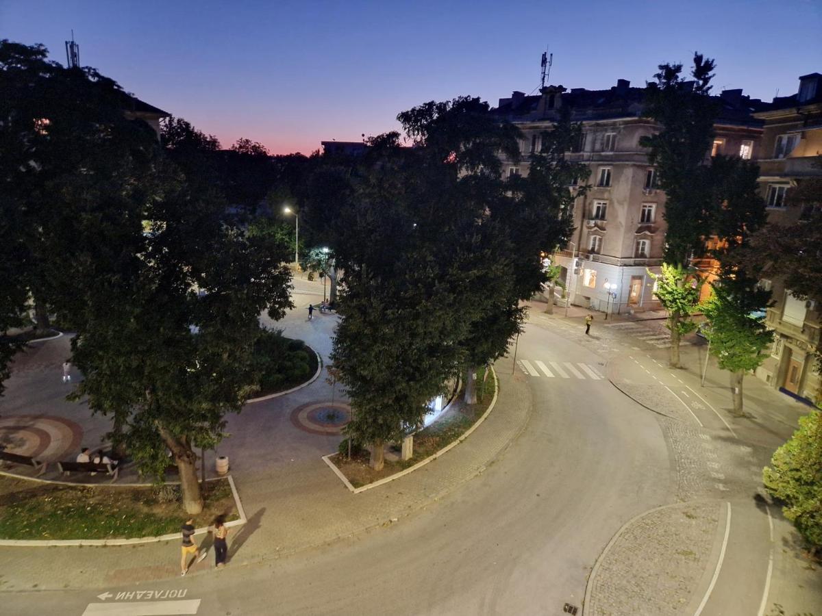 Lambo'S Corner Varna - Guest Rooms ภายนอก รูปภาพ