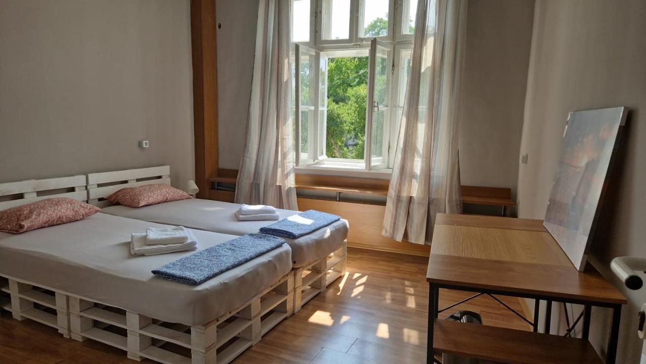 Lambo'S Corner Varna - Guest Rooms ภายนอก รูปภาพ