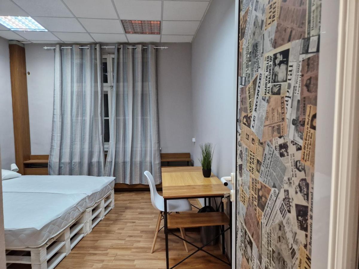 Lambo'S Corner Varna - Guest Rooms ภายนอก รูปภาพ