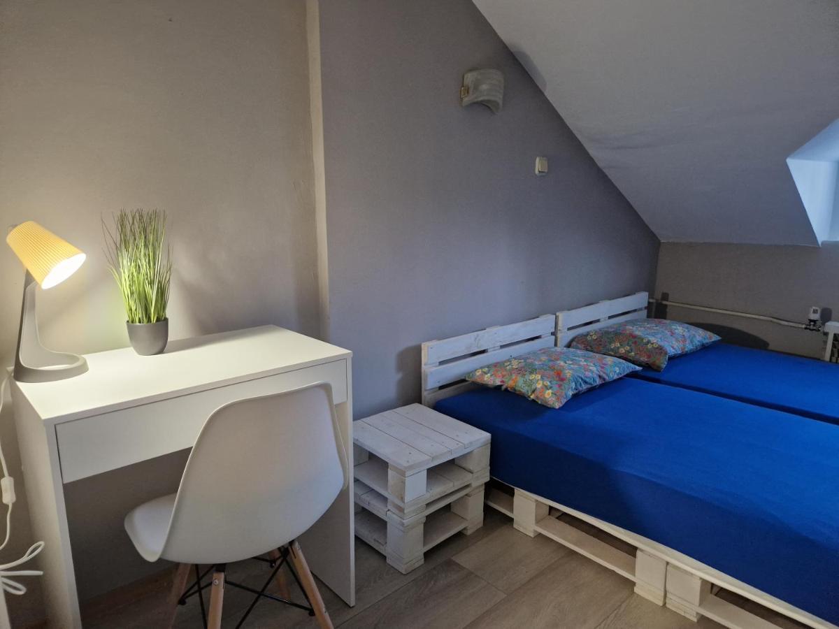 Lambo'S Corner Varna - Guest Rooms ภายนอก รูปภาพ