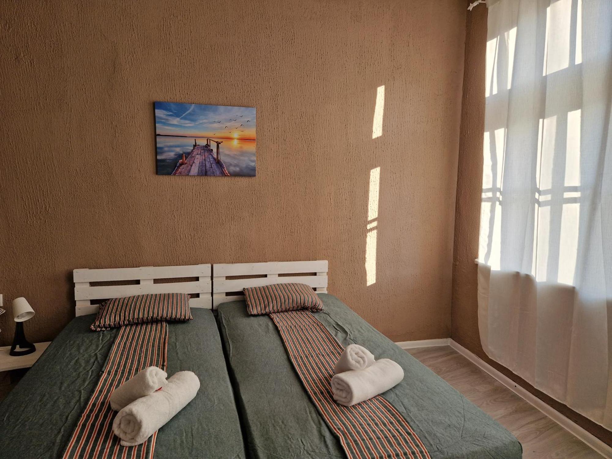 Lambo'S Corner Varna - Guest Rooms ภายนอก รูปภาพ
