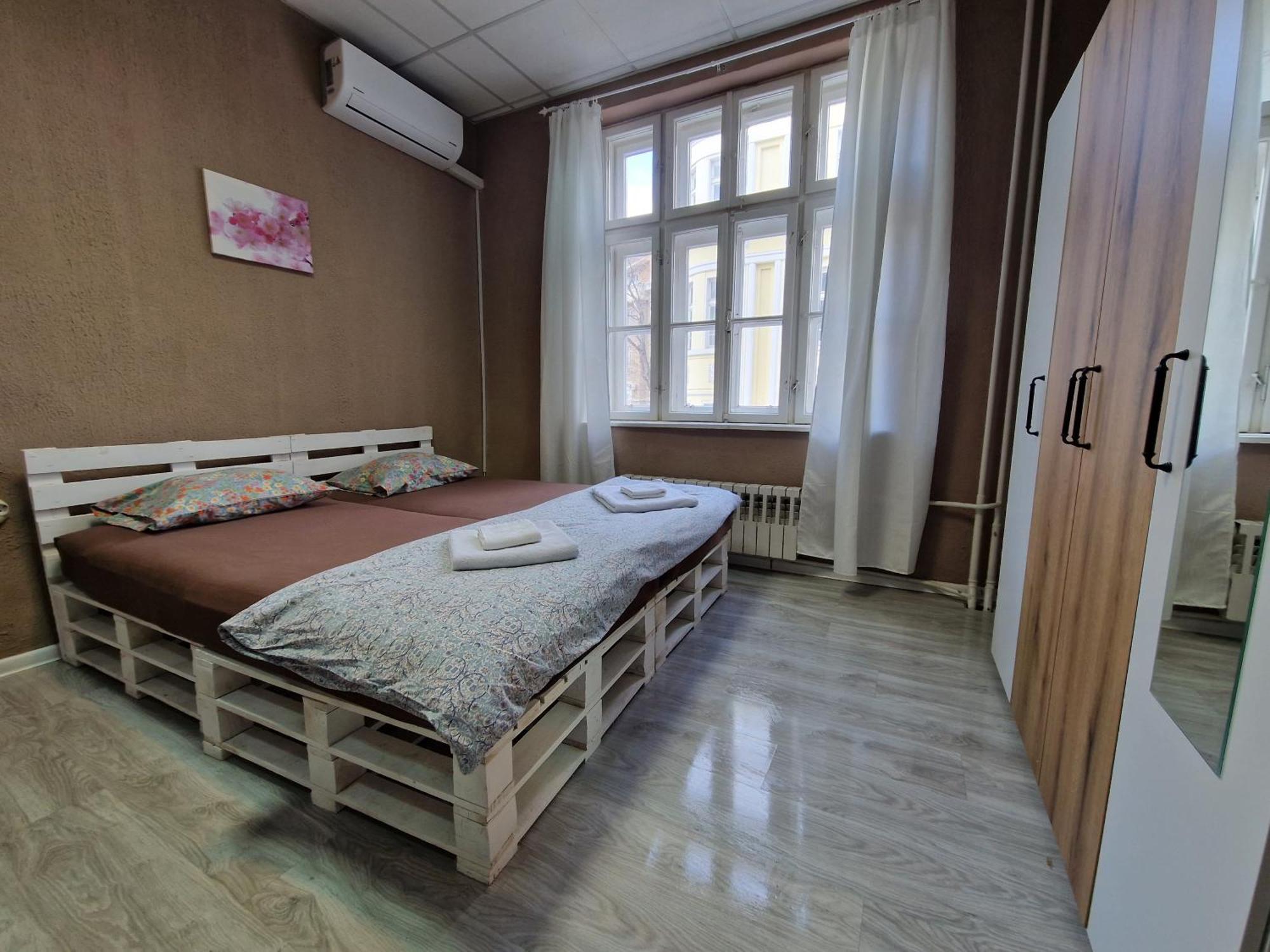 Lambo'S Corner Varna - Guest Rooms ภายนอก รูปภาพ