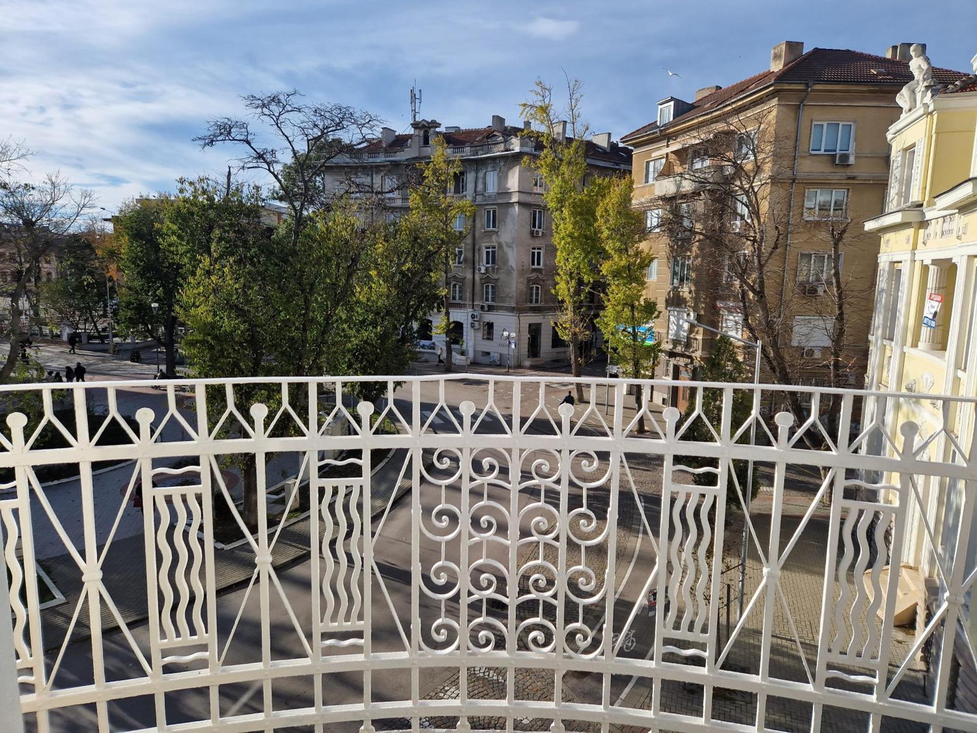 Lambo'S Corner Varna - Guest Rooms ภายนอก รูปภาพ