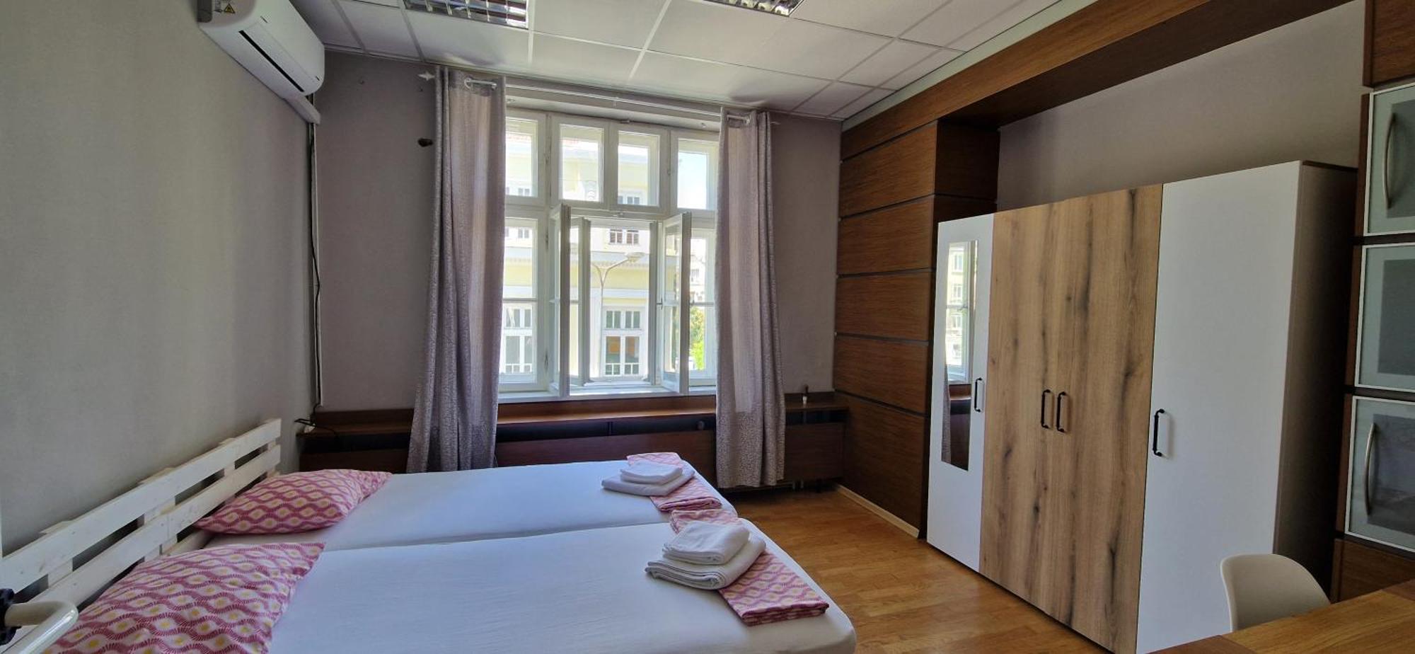Lambo'S Corner Varna - Guest Rooms ภายนอก รูปภาพ