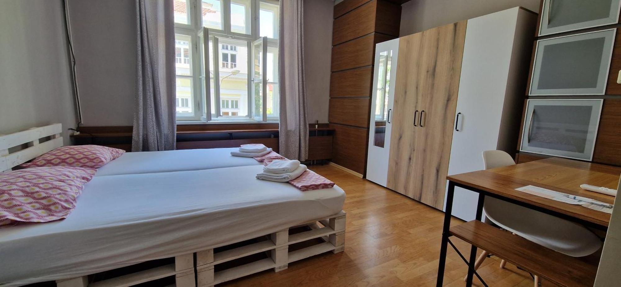 Lambo'S Corner Varna - Guest Rooms ภายนอก รูปภาพ