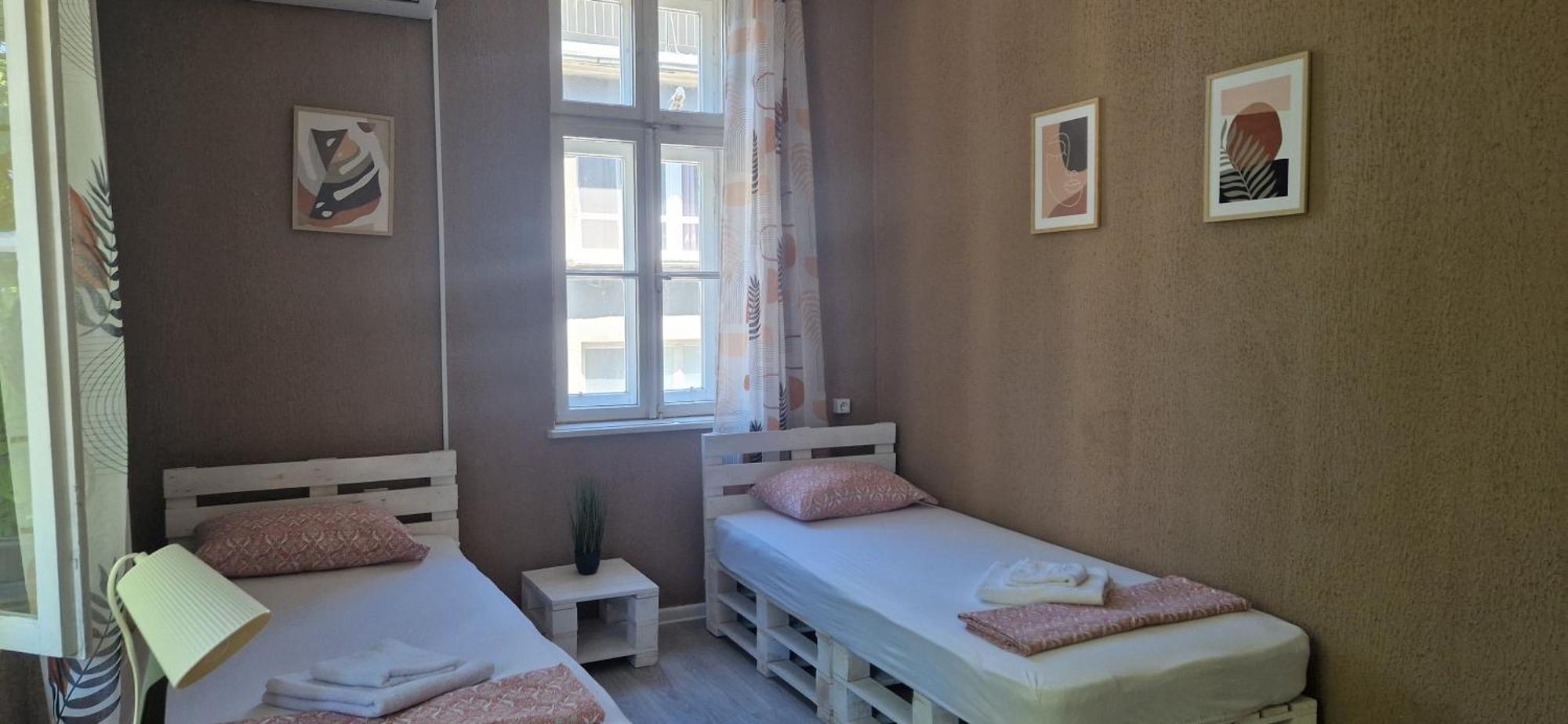 Lambo'S Corner Varna - Guest Rooms ภายนอก รูปภาพ