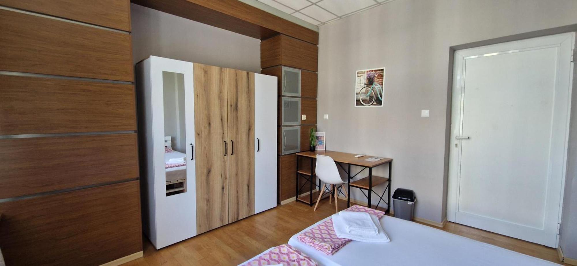 Lambo'S Corner Varna - Guest Rooms ภายนอก รูปภาพ